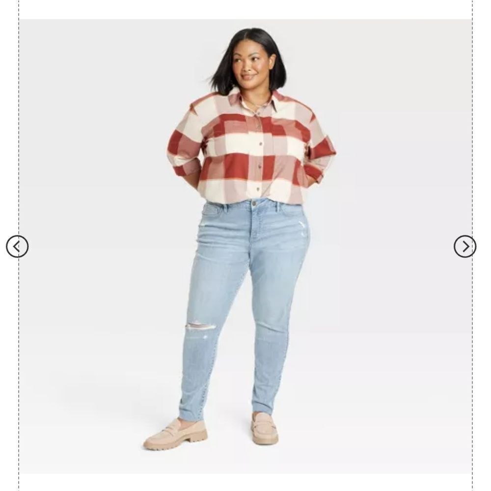 Mid-Rise Distressed Skinny Jeans